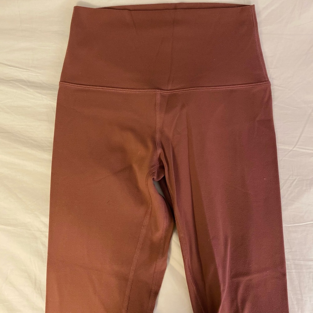 Lululemon Align leggings 25” Mauve color